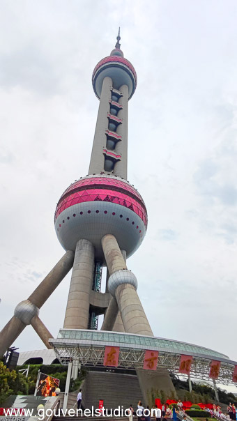 Tour Oriental Pearl Tower 468 m - Emetteur de télévision de la Ville de Shanghai - Pudong - Shanghai