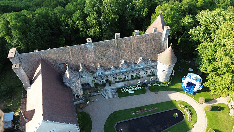 Photo aérienne de groupe par drone