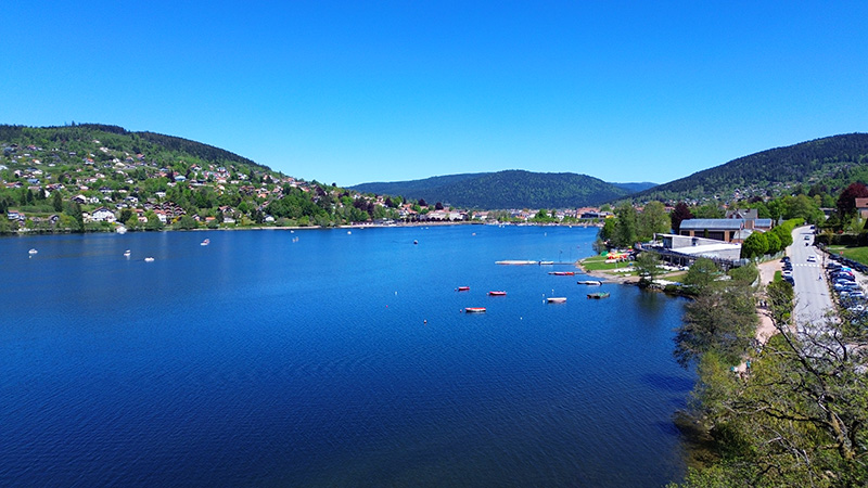 Photo a&eacute;rienne par drone Lac de G&eacute;rardmer Vosges
