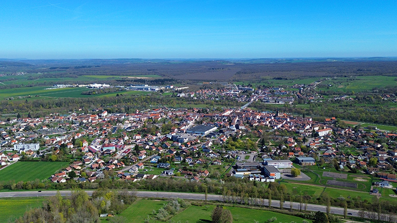 Photo aérienne par drone : Monument de Lorraine - charmes sur Moselle 88130